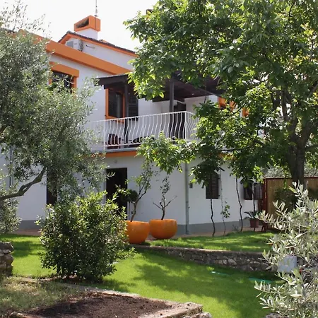 With Parking Space Njivice, Krk - 2391 * ニヴィーチェ