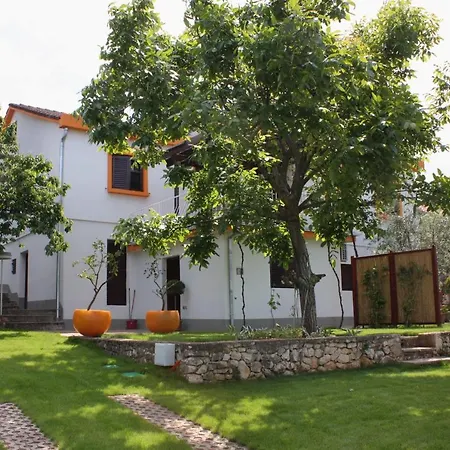 Apartment Apartments With A Parking Space Njivice, Krk - 2391 Njivice