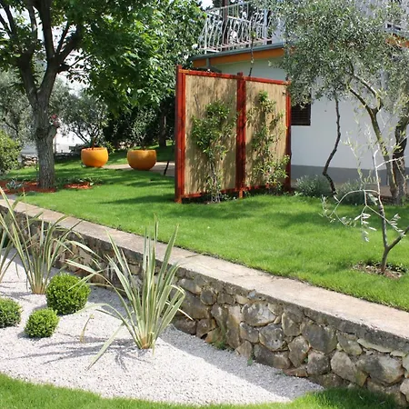 Apartamento With Parking Space Njivice, Krk - 2391 Njivice