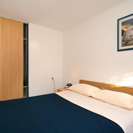 With Parking Space Njivice, Krk - 2391 Apartman
